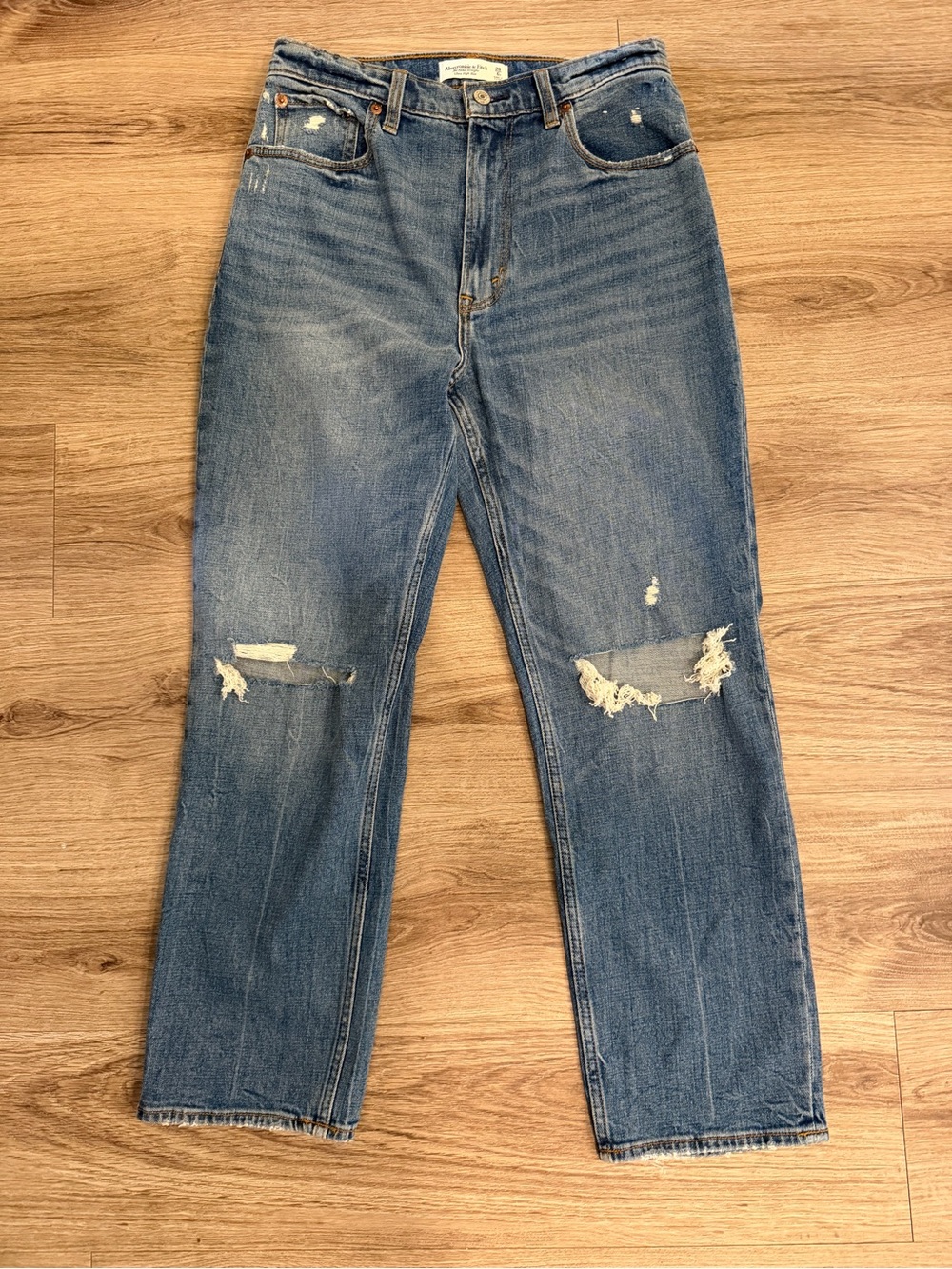Abercrombie Ankle Straight Jeans